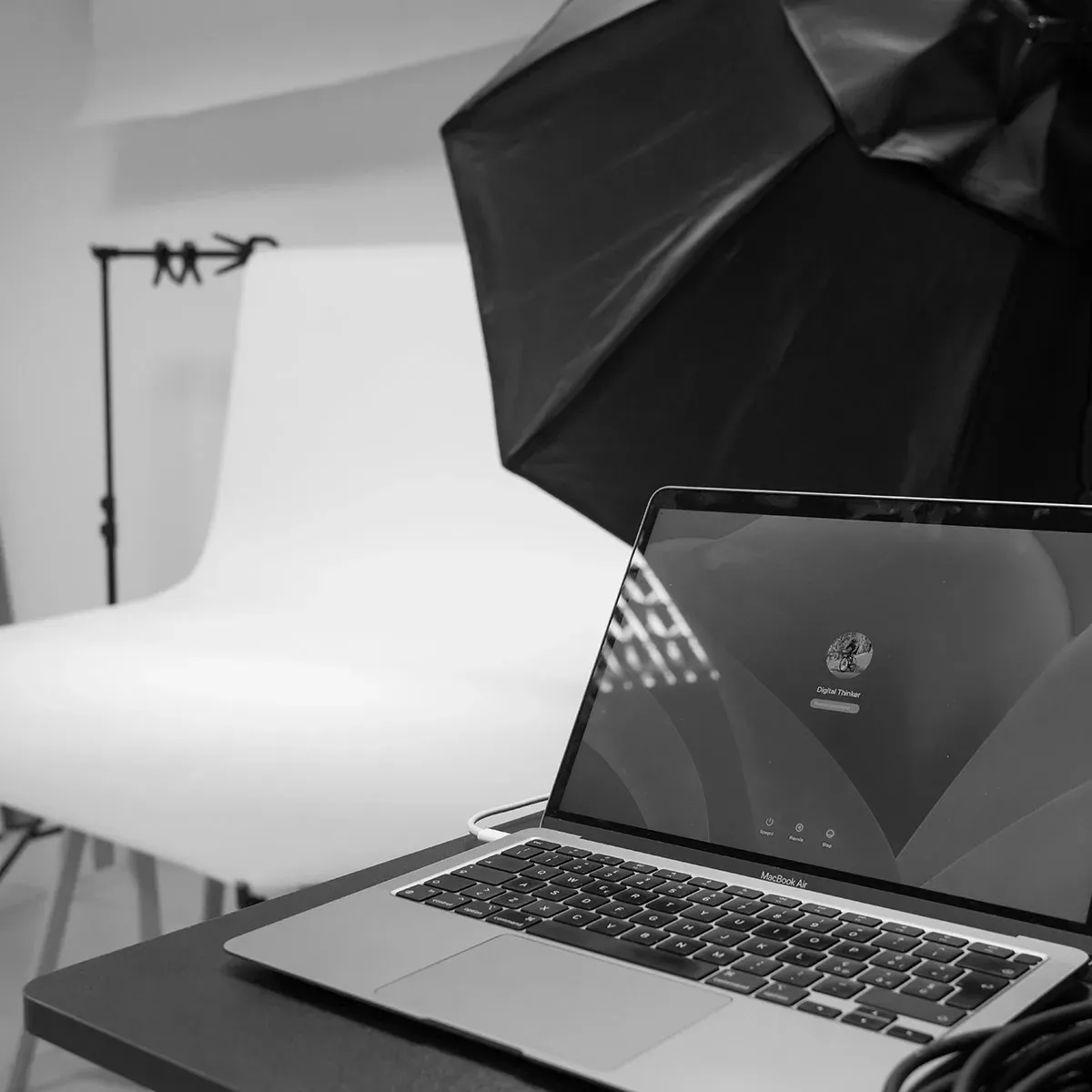 Postazione di controllo per shooting fotografici e video